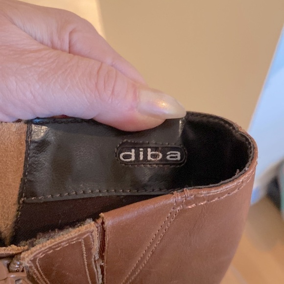 Diba Genuine Leather rustic boots 👢 in cognac / dark tan & ant. brass buckles. - Picture 5 of 7